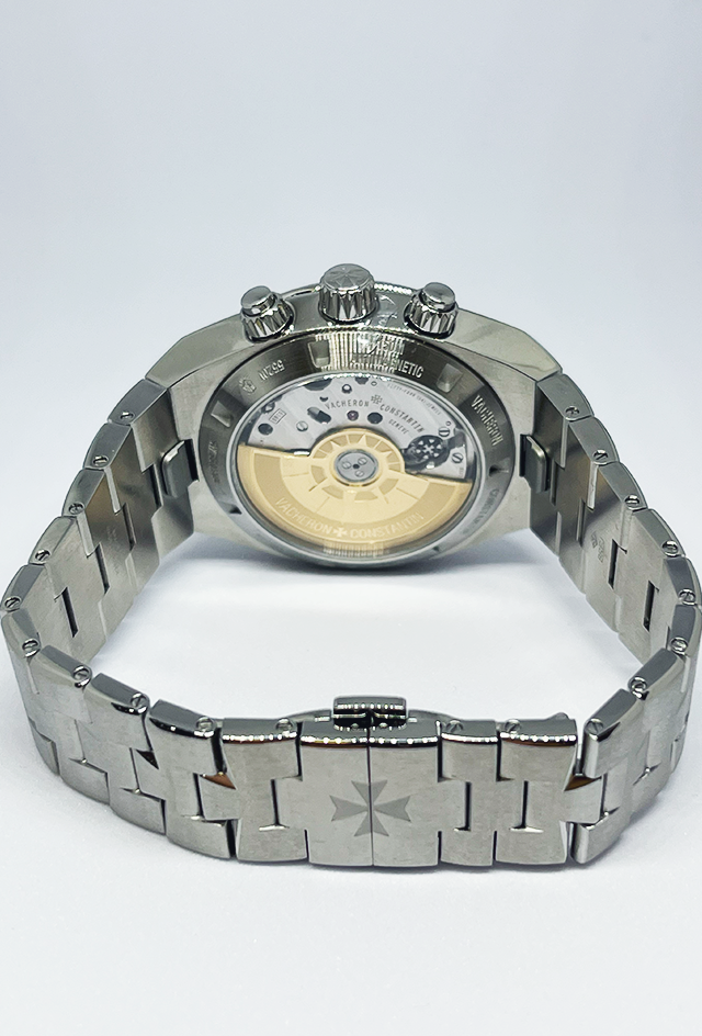 Overseas Chronograph 5520V/210A-B686