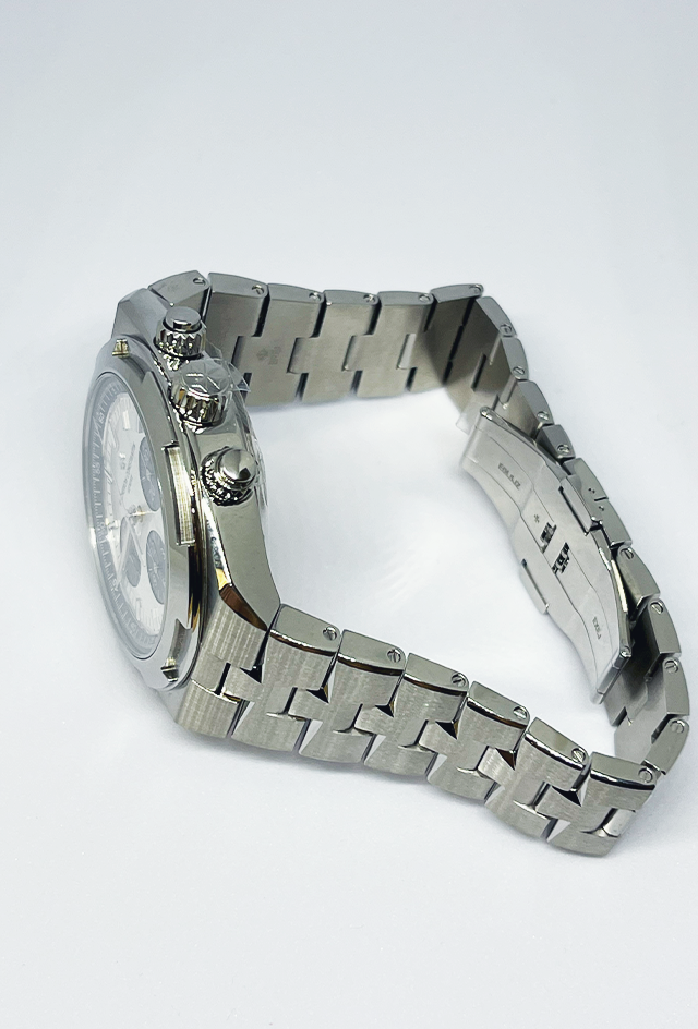 Overseas Chronograph 5520V/210A-B686
